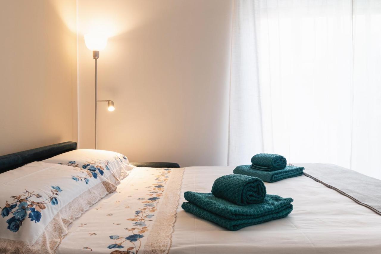 Giardina'S Apartment 卡塔尼亚 外观 照片